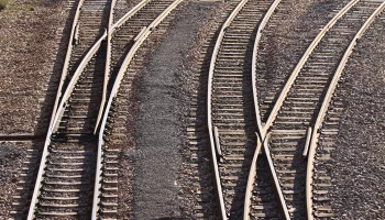 Гладков: ВСУ атаковали дроном электропоезд, повреждены пути и контактная сеть