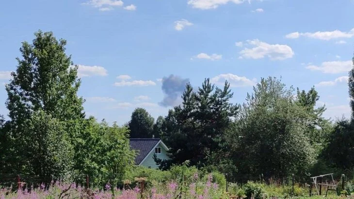 МЧС России подтвердило падение самолета в Подмосковье МЧС России подтвердило падение самолета в Подмосковье