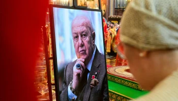 Зураба Церетели похоронили в Дидубийском пантеоне в Тбилиси