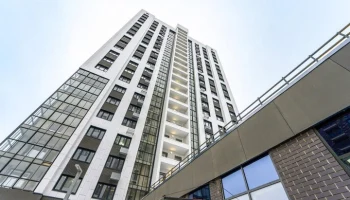 Более 1,8 тыс семей переехали в новостройки по реновации в Западном Дегунине