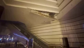 Разбор зрительного зала в "Крокусе" будет идти весь день