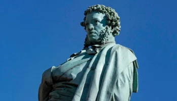 Тестовое голосование за место для памятника Пушкину в столице проходит штатно
