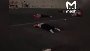 Около 20 человек получили ранения после въезда автомобиля в толпу в Китае