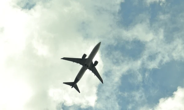 Летевший в Москву самолет турецкой Pegasus развернулся и приземлился в Анталье Летевший в Москву самолет турецкой Pegasus развернулся и приземлился в Анталье