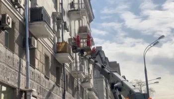 В Москве проводятся масштабные работы по промывке фасадов зданий В Москве проводятся масштабные работы по промывке фасадов зданий