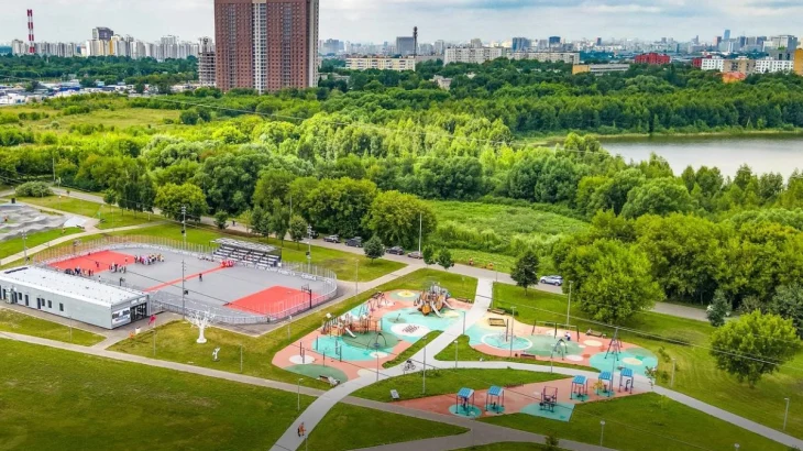 Собянин: В Москве создадут 128 круглогодичных спортплощадок нового формата Собянин: В Москве создадут 128 круглогодичных спортплощадок нового формата
