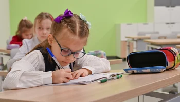 Минпросвещения объявило даты новогодних каникул у школьников Минпросвещения объявило даты новогодних каникул у школьников