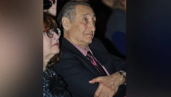 Умер создатель и главный дирижер Московского хорового театра Борис Певзнер