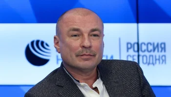 &laquo;В РФ было сложно&raquo;: Жулин высказался об уходе Плющенко в сборную Азербайджана