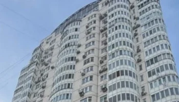 Прокуратура взяла на контроль ход проверки после падения малыша из окна в Москве