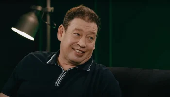 «Кейсы есть разные»: Слуцкий раскрыл, сколько денег ему приносит активность в медиа «Кейсы есть разные»: Слуцкий раскрыл, сколько денег ему приносит активность в медиа