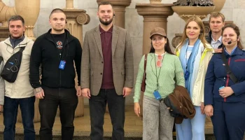 Экскурсию по метро провели для ветеранов СВО в рамках проекта &laquo;Мост поколений&raquo;