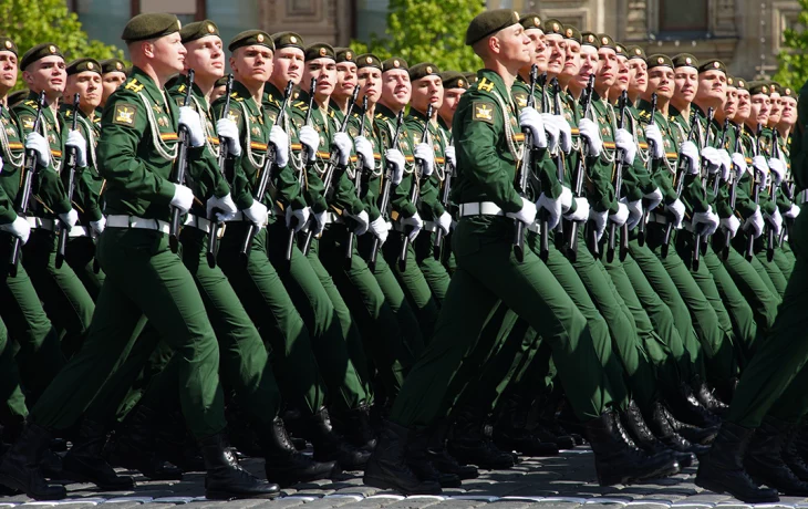 Красную площадь закрыли из-за подготовки к параду Победы Красную площадь закрыли из-за подготовки к параду Победы