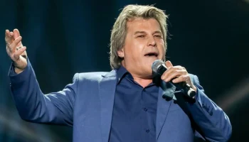 Директор Глызина заявил, что не знает об иске к певцу на 480 тысяч рублей