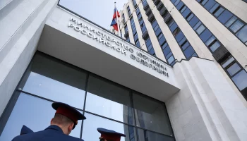 Минюст признал иноагентами лидера группы &laquo;Тараканы!&raquo; Спирина и политика Хейкинен