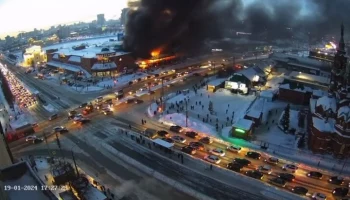 Пожар в ТРК "Европа-Азия" в Челябинске может перекинуться на соседние здания