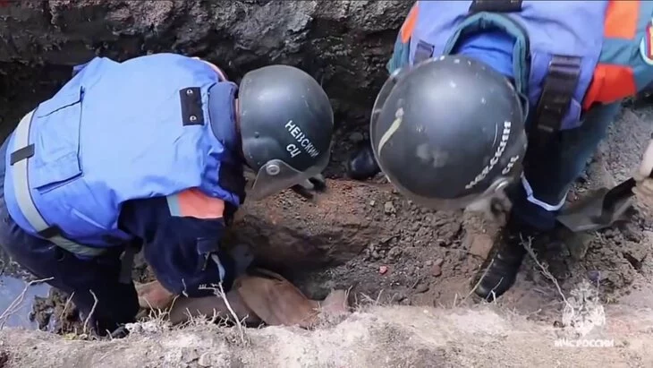 В МЧС заявили об обнаружении под Калининградом сразу 78 авиабомб времен войны В МЧС заявили об обнаружении под Калининградом сразу 78 авиабомб времен войны