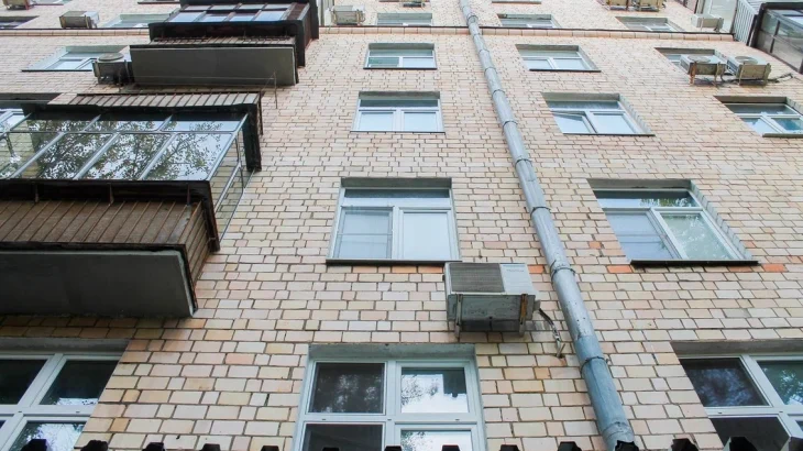 В районе Лефортово завершается капитальный ремонт дома 1959 года постройки В районе Лефортово завершается капитальный ремонт дома 1959 года постройки