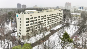 Собянин поздравил коллектив &laquo;Больницы 52&raquo; с 70-летием медучреждения