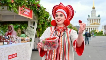 Гастрономическое путешествие: на фестивале &laquo;Вкусы России&raquo; в рамках &laquo;Лета в Москве&raquo; можно попробовать