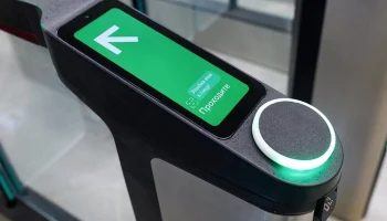 Собянин: оплата по биометрии появится в наземном городском транспорте