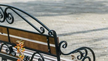 Благоустройство территории началось около новостройки по реновации в Кузьминках