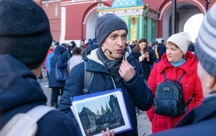 Собянин: В Москве работает около трех тысяч экскурсоводов Собянин: В Москве работает около трех тысяч экскурсоводов
