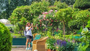Флагманские площадки фестиваля "Сады и цветы" открылись в центре столицы