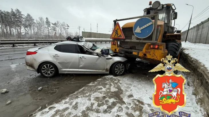 Двухлетний ребенок погиб в ДТП с погрузчиком в Домодедове Двухлетний ребенок погиб в ДТП с погрузчиком в Домодедове