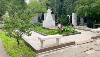 Московские реставраторы привели в порядок 252 исторических захоронения