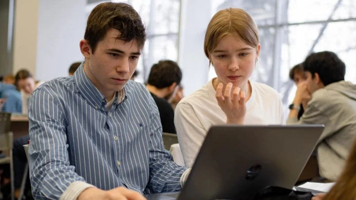 От биологии до робототехники: какие олимпиады для московских школьников пройдут в начале 2026 года От биологии до робототехники: какие олимпиады для московских школьников пройдут в начале 2026 года