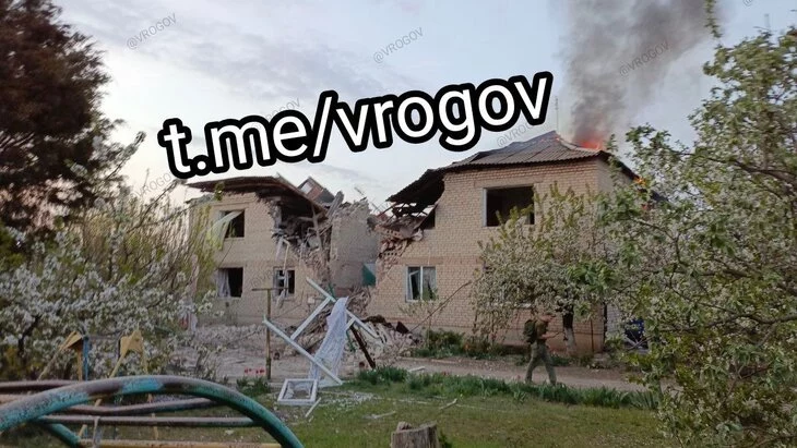 Рогов допустил, что после обстрела Токмака под завалами еще могут оставаться люди Рогов допустил, что после обстрела Токмака под завалами еще могут оставаться люди