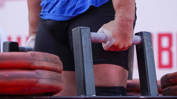 Российский штангист Серобян посвятил победу на чемпионате Европы своей бабушке Российский штангист Серобян посвятил победу на чемпионате Европы своей бабушке