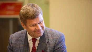 Губерниев высказался об отсутствии Гуменника на показательных выступлениях на ОИ