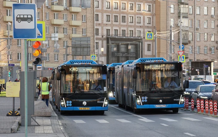 Бесплатные автобусы до кладбищ запустят в Москве на Вербное воскресенье Бесплатные автобусы до кладбищ запустят в Москве на Вербное воскресенье