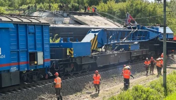 РЖД: специалисты ведут восстановительные работы в Брянской и Курской областях