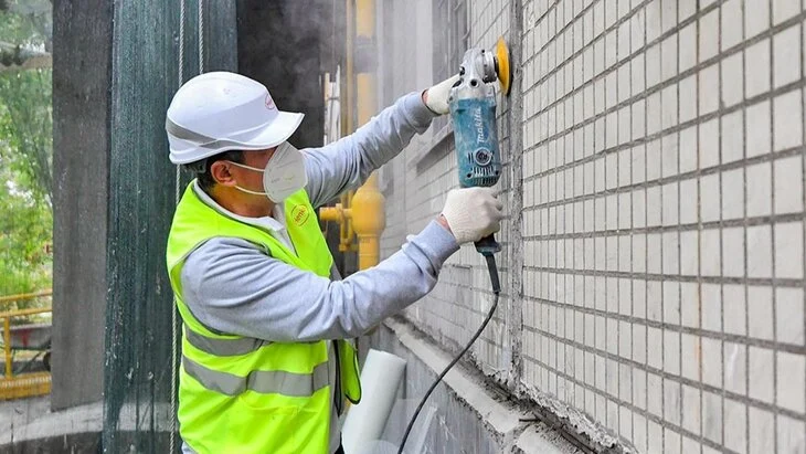 Более 800 фасадов жилых домов отремонтируют в Москве в 2025 году Более 800 фасадов жилых домов отремонтируют в Москве в 2025 году