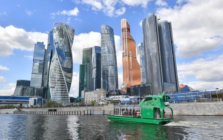 Тепло и солнечно: москвичам рассказали о погоде в столице на предстоящей неделе