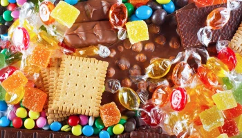 Шесть категорий семей: кому положены бесплатные сладкие подарки