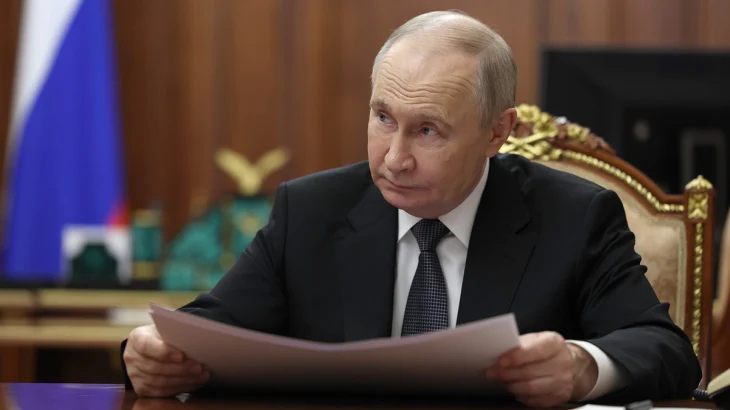 Более 40 мировых лидеров поздравили Путина с 73-летием Более 40 мировых лидеров поздравили Путина с 73-летием