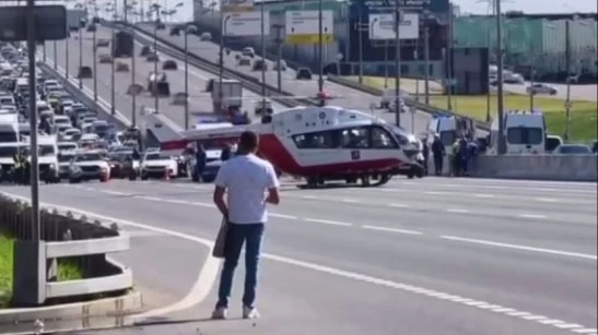 Шесть человек пострадали в ДТП на МКАД, одного госпитализировали на вертолете Шесть человек пострадали в ДТП на МКАД, одного госпитализировали на вертолете
