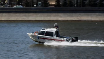 Спасатели усилили патрулирование Москвы-реки и городских водоемов из-за жары