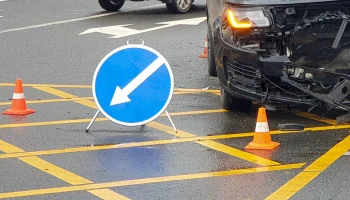 Водитель BMW насмерть сбил женщину на пешеходном переходе на юге Москвы