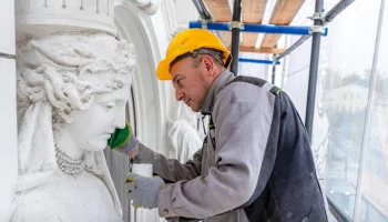 Собянин: Москва организует выездные школы реставрации в регионах России