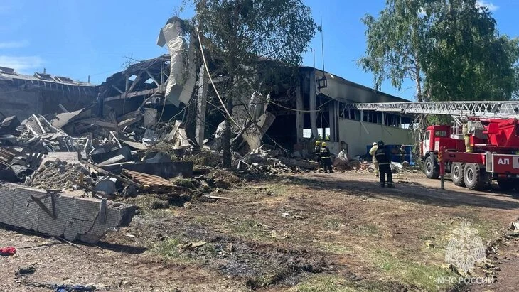 Погибший мужчина обнаружен под завалами на месте ЧП в Башкирии Погибший мужчина обнаружен под завалами на месте ЧП в Башкирии