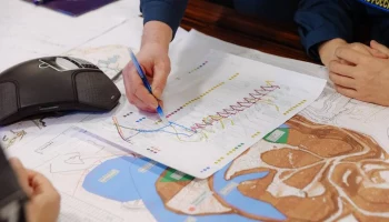 Более 200 спасателей работают над расчисткой шахты в Приамурье после обвала