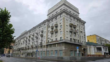 Два крупных нежилых помещения в Беговом районе выставили на городские торги Два крупных нежилых помещения в Беговом районе выставили на городские торги