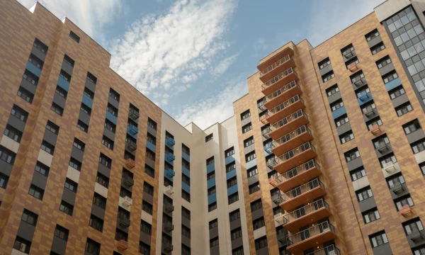 Владимир Ефимов: На улице Михайлова более 280 москвичей приступят к осмотру квартир в новостройке по