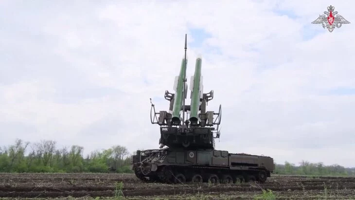 Системы ПВО РФ сбили ночью украинский дрон над Крымом Системы ПВО РФ сбили ночью украинский дрон над Крымом