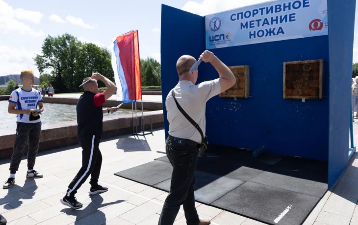 В парке у Музея Победы прошла программа «Один день с Росгвардией» В парке у Музея Победы прошла программа «Один день с Росгвардией»